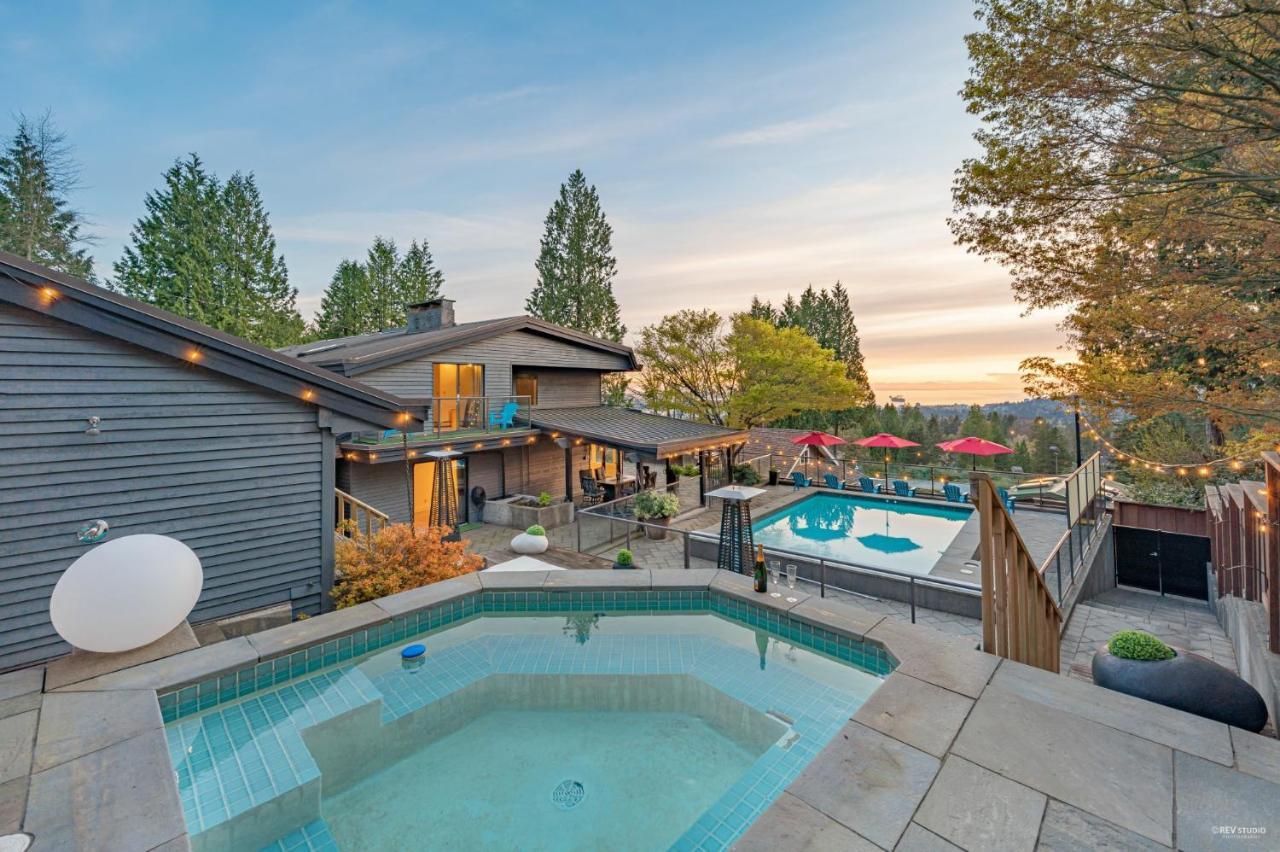 Cypress: Private Bedroom/Bathroom/Office, With Shared Pool, Hot Tub North Vancouver Esterno foto