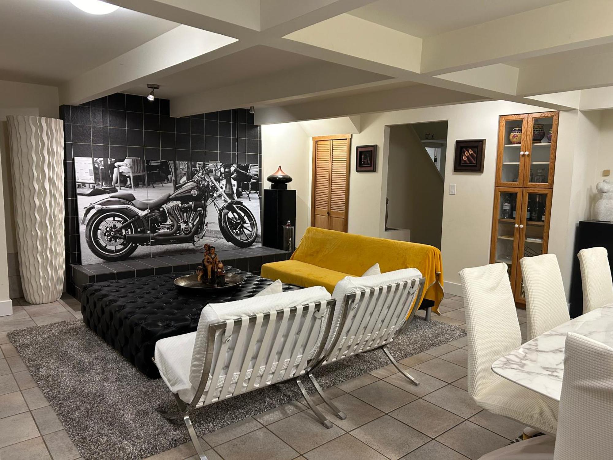 Cypress: Private Bedroom/Bathroom/Office, With Shared Pool, Hot Tub North Vancouver Esterno foto